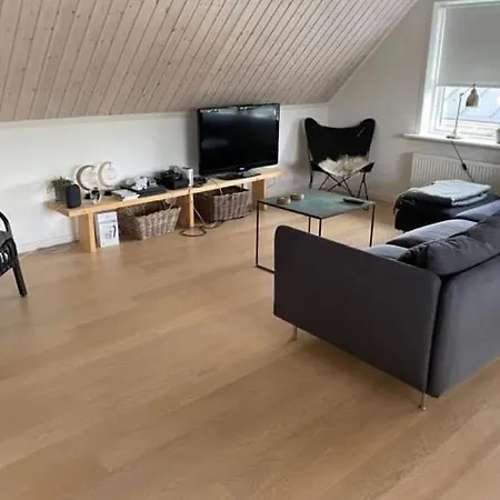 Skagen, Hyggeligt Hus I Roligt Kvarter Skagen