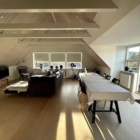 Skagen, Hyggeligt Hus I Roligt Kvarter